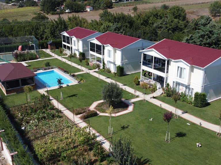 240 metrekare 2 katlı prefabrik villa